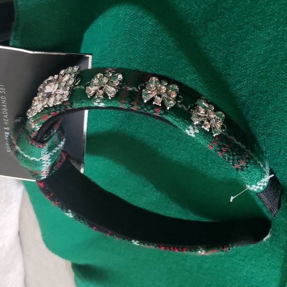 Tahari Sweater & Headband Rhinestone Buttons on Sleeves New Green Holiday's - Picture 16 of 17